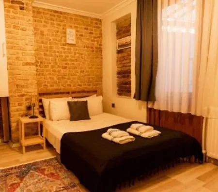 Historical Comfy Entire House 4 Bedroom 4 Bathroom * 이스탄불