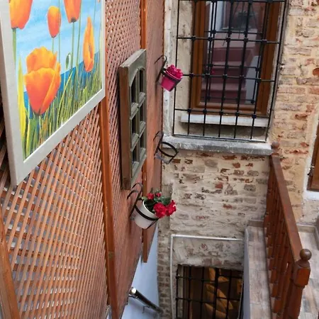 빌라 Historical Comfy Entire House 4 Bedroom 4 Bathroom 이스탄불