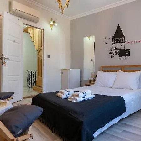 Historical Comfy Entire House 4 Bedroom 4 Bathroom * 伊斯坦布尔