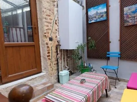 Historical Comfy Entire House 4 Bedroom 4 Bathroom Villa
