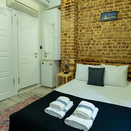 Historical Comfy Entire House 4 Bedroom 4 Bathroom Villa